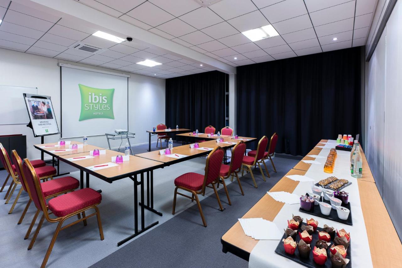 Ibis Styles Beauvais Hotell Exteriör bild